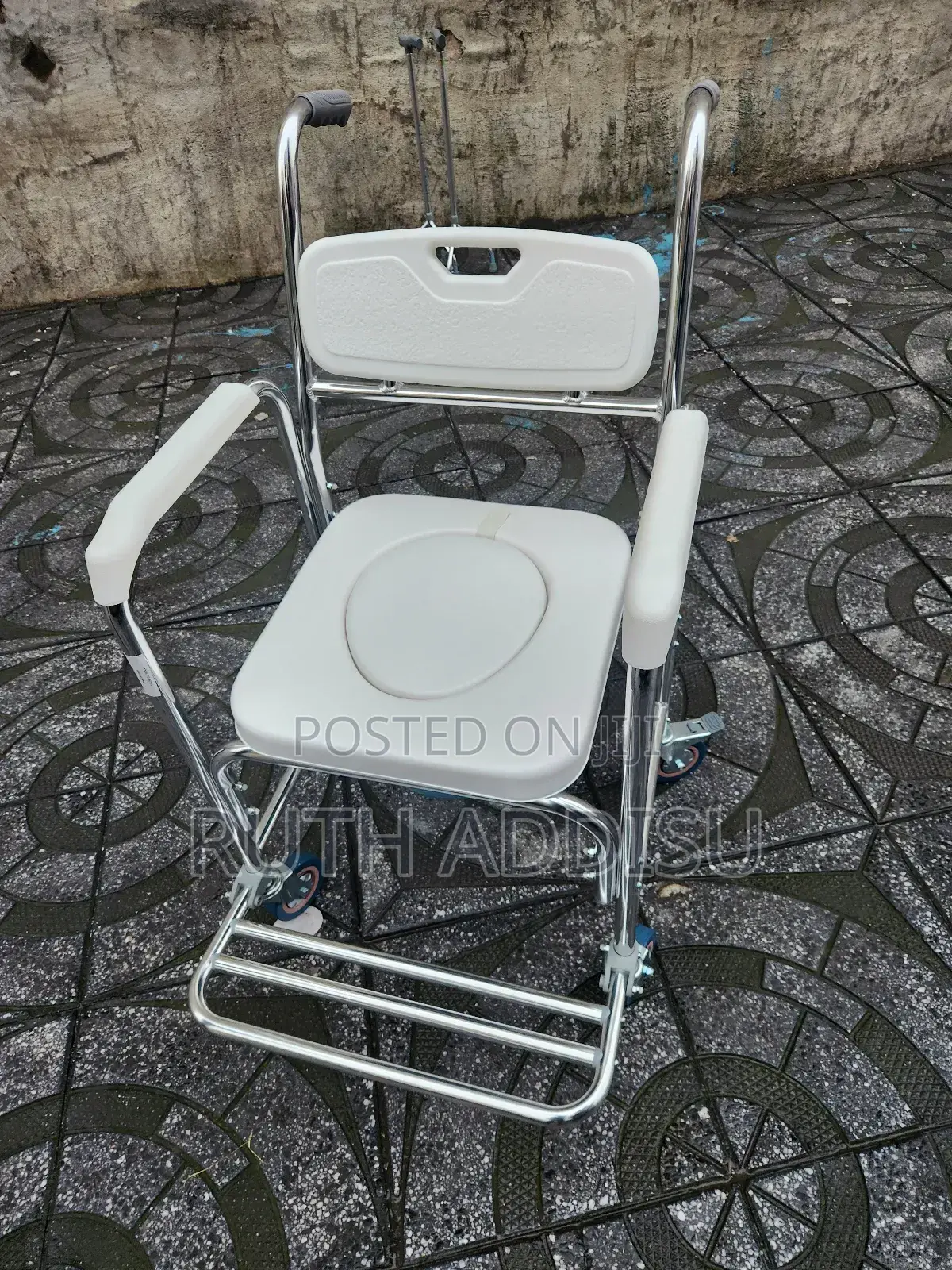 Commode Wheelchair宛然toilet Wheelchair𡯁你wheelchair麵粉commode Wheelchair