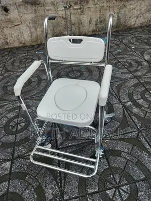 Commode Wheelchair宛然toilet Wheelchair𡯁你wheelchair麵粉commode Wheelchair