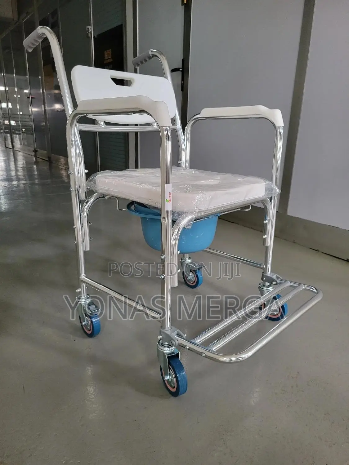 Bath Shower Toilet Chair桶凸commode/Shower Chair曾~Hospital Medical Chair