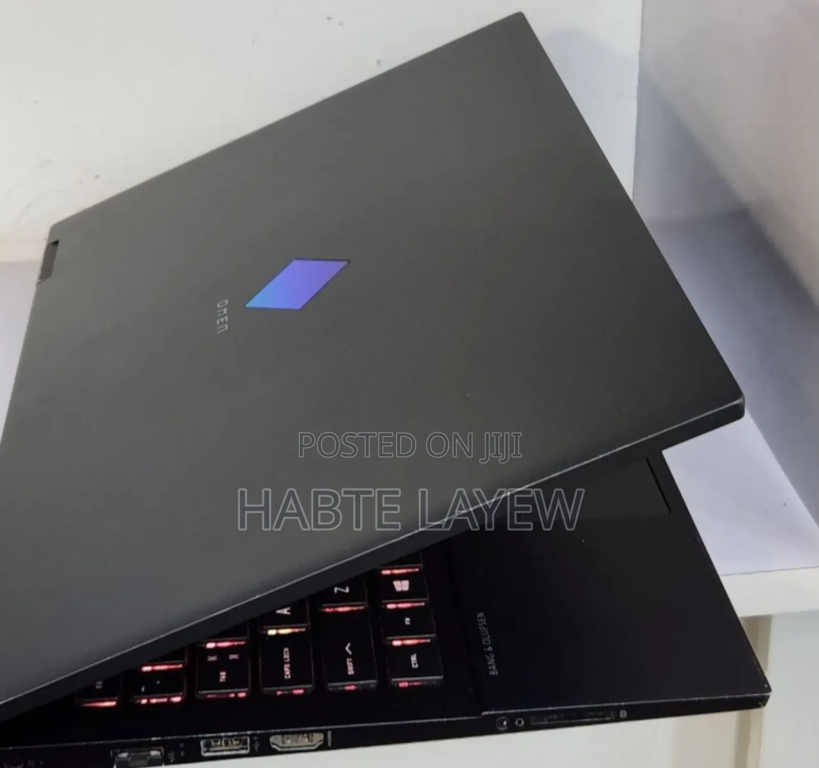 New Laptop HP Omen 15 16GB AMD Ryzen 7 SSD 512GB