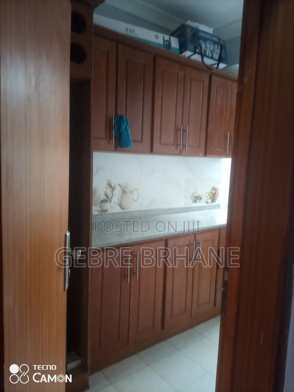 Furnished 1bdrm Apartment in Apartment, Yeka for rent