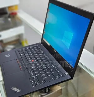 New Laptop Lenovo 8GB Intel Core I5 SSD 256GB