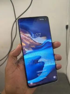 Photo - Samsung Galaxy S10 512 GB Green