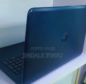 New Laptop HP 8GB AMD A10 SSD 512GB