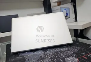 New Laptop HP 250 G10 16GB AMD Ryzen 7 SSD 512GB