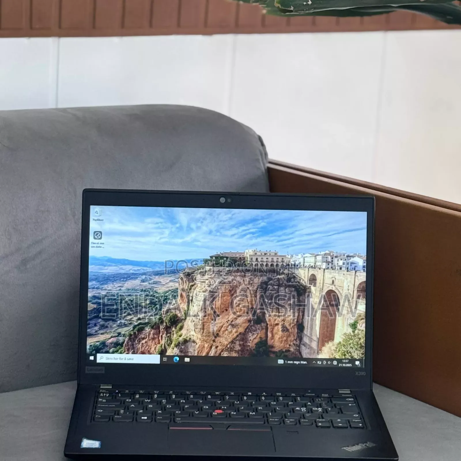 New Laptop Lenovo ThinkPad X390 8GB Intel Core I7 SSD 256GB