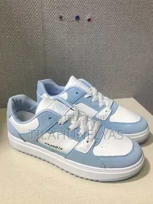 Photo - High Quality Shoes With Unique Color