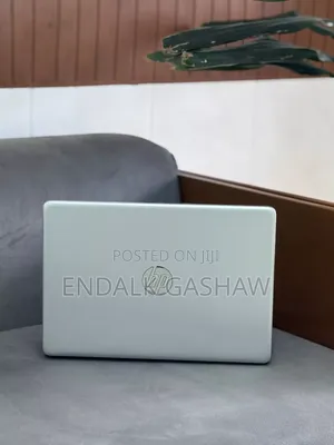 New Laptop HP Stream Notebook 8GB AMD Ryzen 3 SSD 512GB