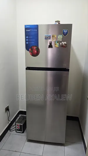 Photo - Midea Refrigerator-Freezer 338l - Excellent Condition