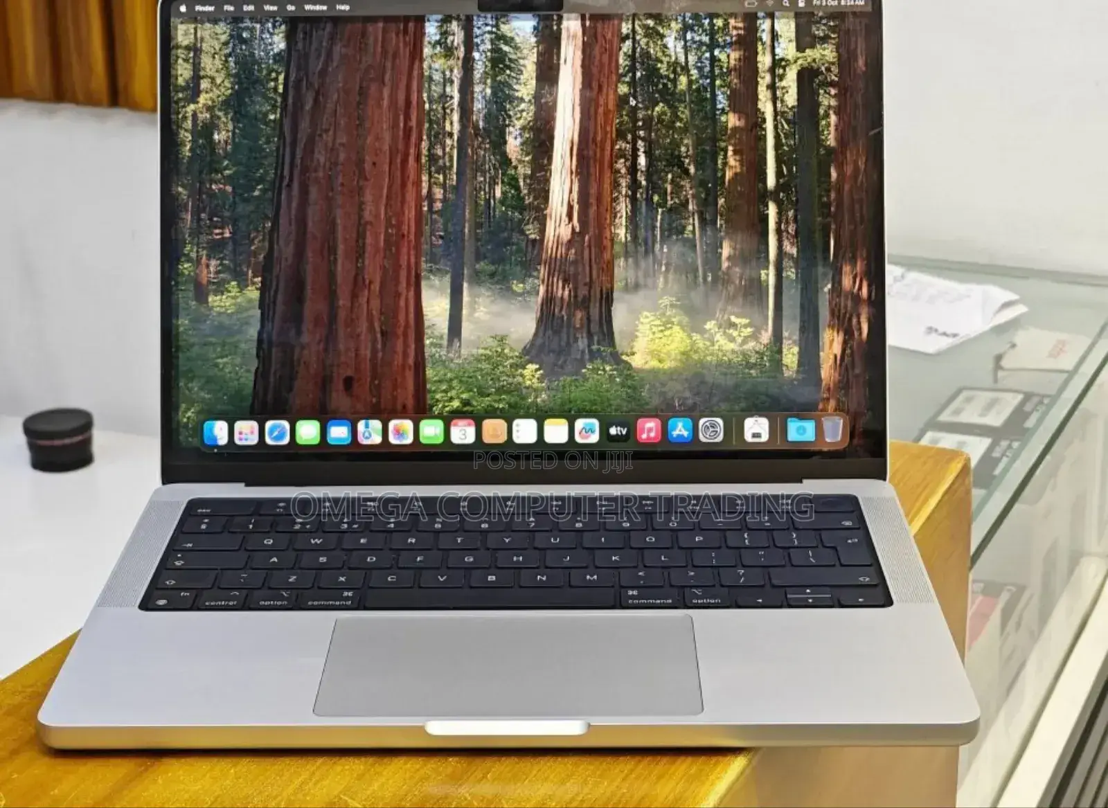 New Laptop Apple MacBook Pro M1 16GB Apple M1 Pro SSD 1T