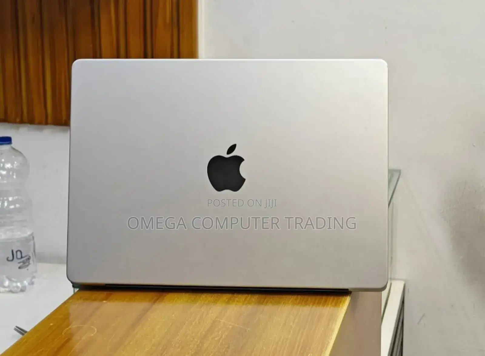 New Laptop Apple MacBook Pro M1 16GB Apple M1 Pro SSD 1T