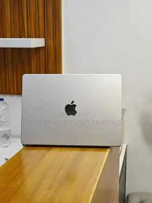 New Laptop Apple MacBook Pro M1 16GB Apple M1 Pro SSD 1T