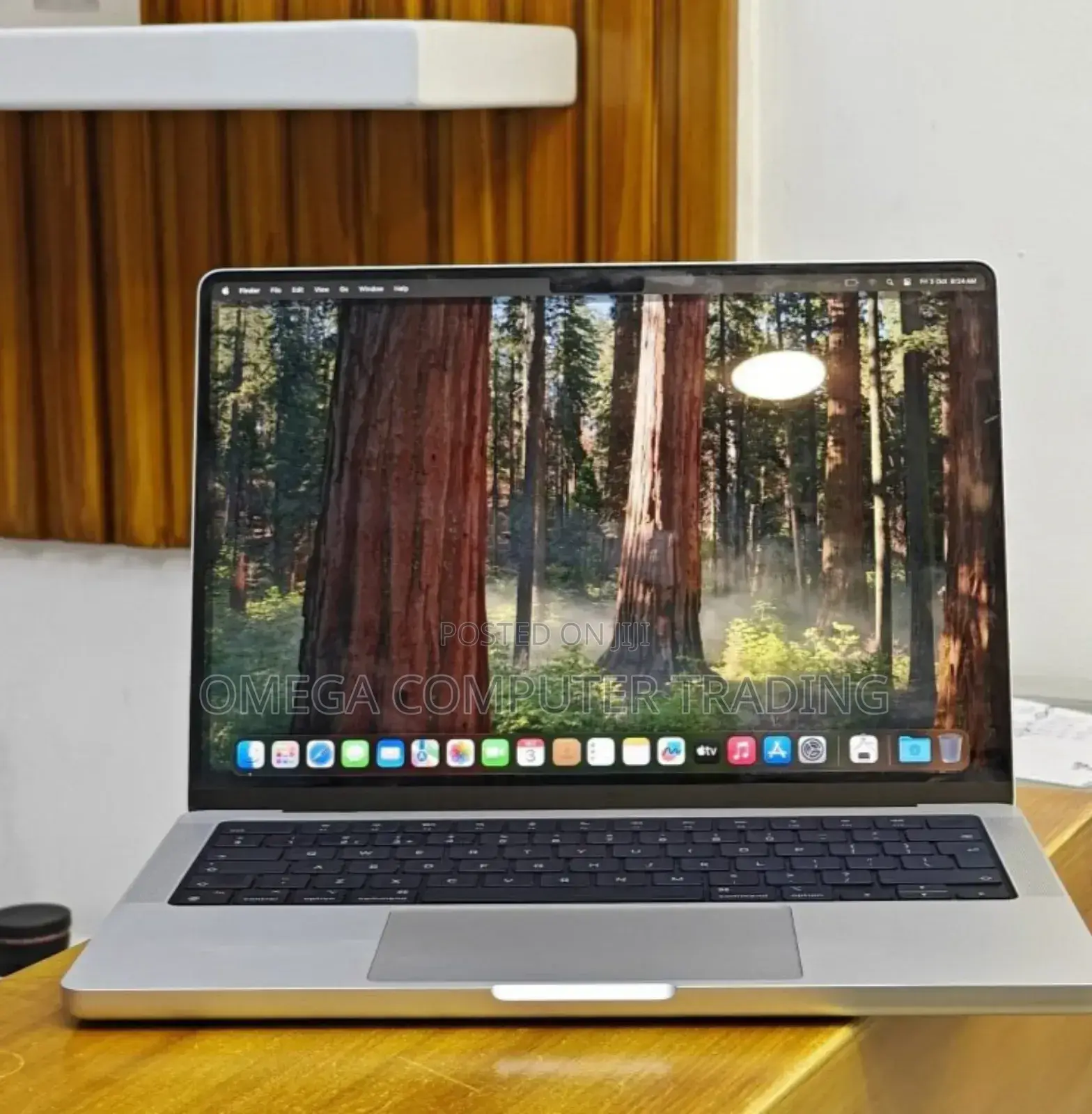 New Laptop Apple MacBook Pro M1 16GB Apple M1 Pro SSD 1T