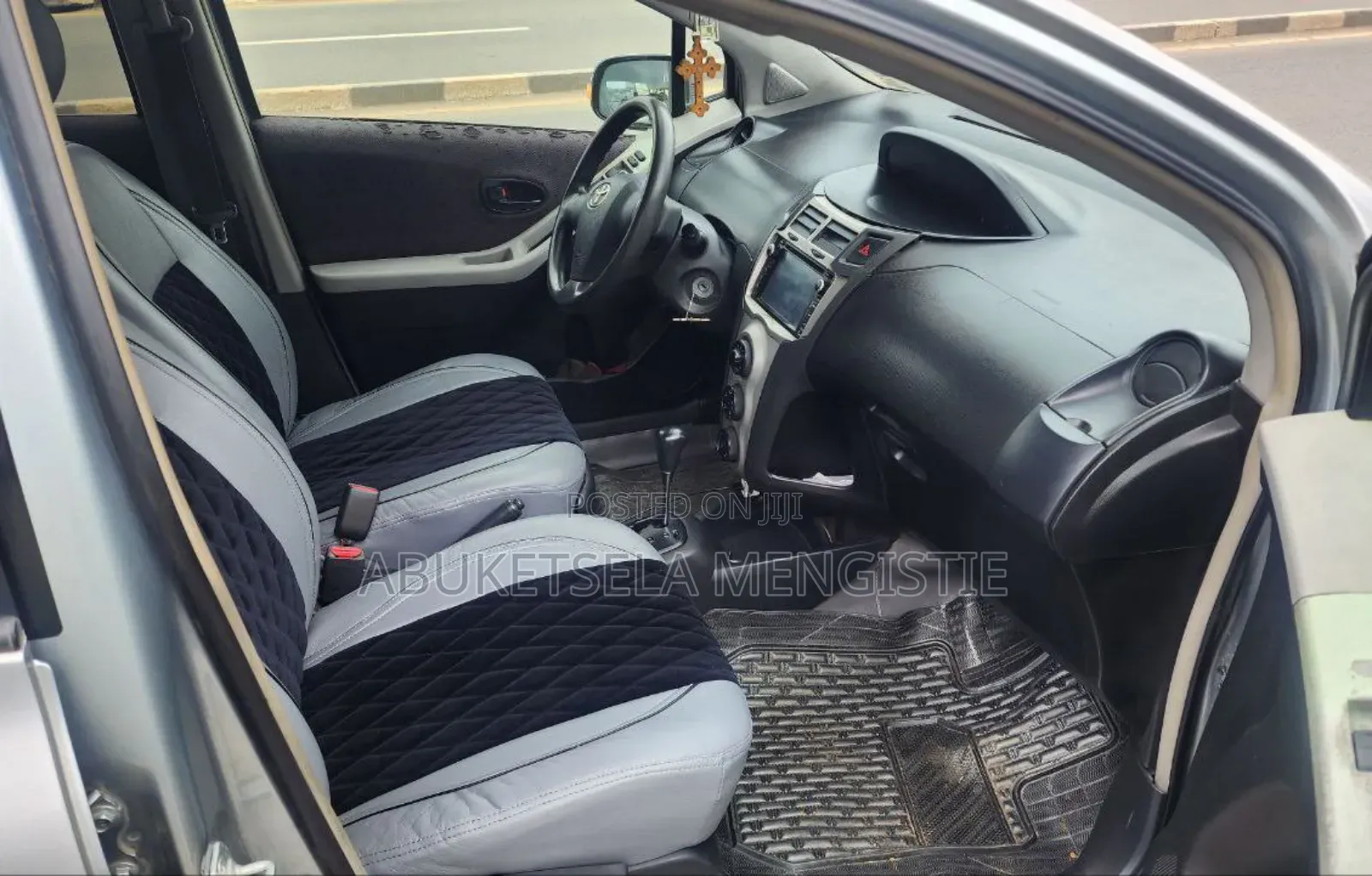 Toyota Yaris 1.0 VVT-i 2008 Gray