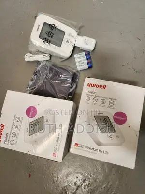 Photo - Digital Blood Pressuer Monitor考生digital Blood Pressuer Monitor New