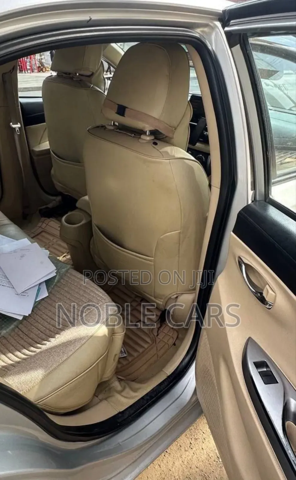 Toyota Yaris 2015 Silver