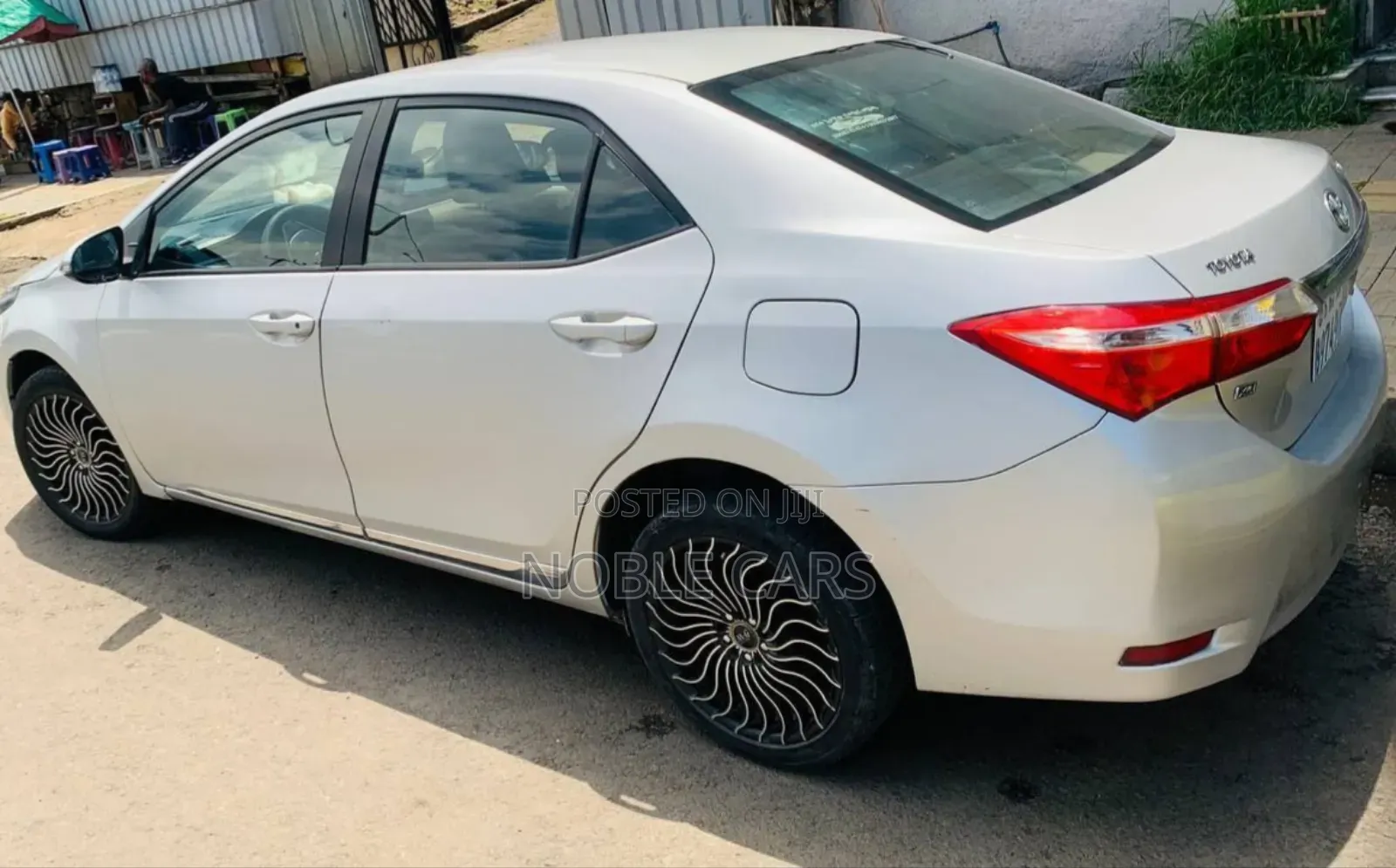 Toyota Corolla 2015 Silver