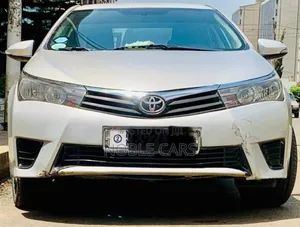 Toyota Corolla 2015 Silver