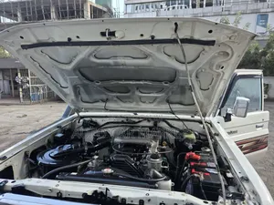 Toyota Mark II 2022 White