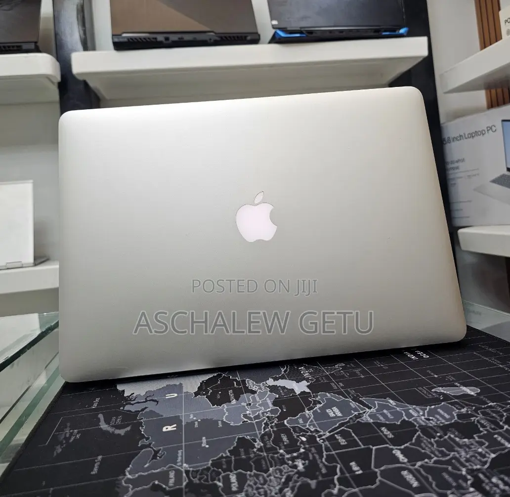 New Laptop Apple MacBook Pro 2015 16GB Intel Core I7 SSD 256GB