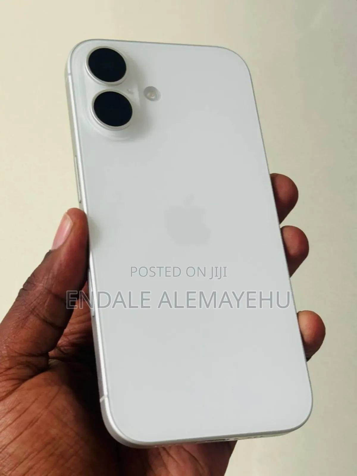 New Apple iPhone 16 128 GB White