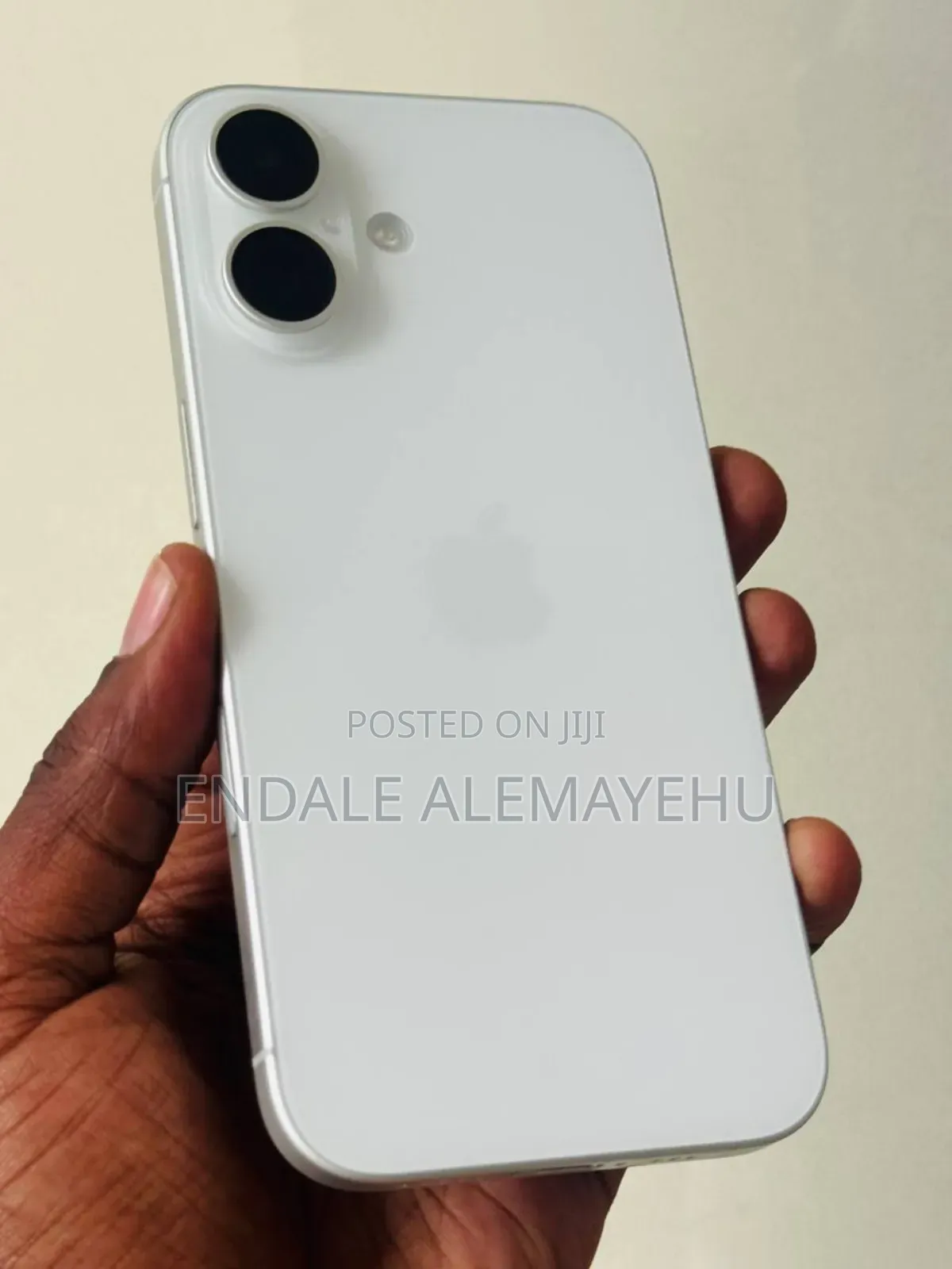 New Apple iPhone 16 128 GB White