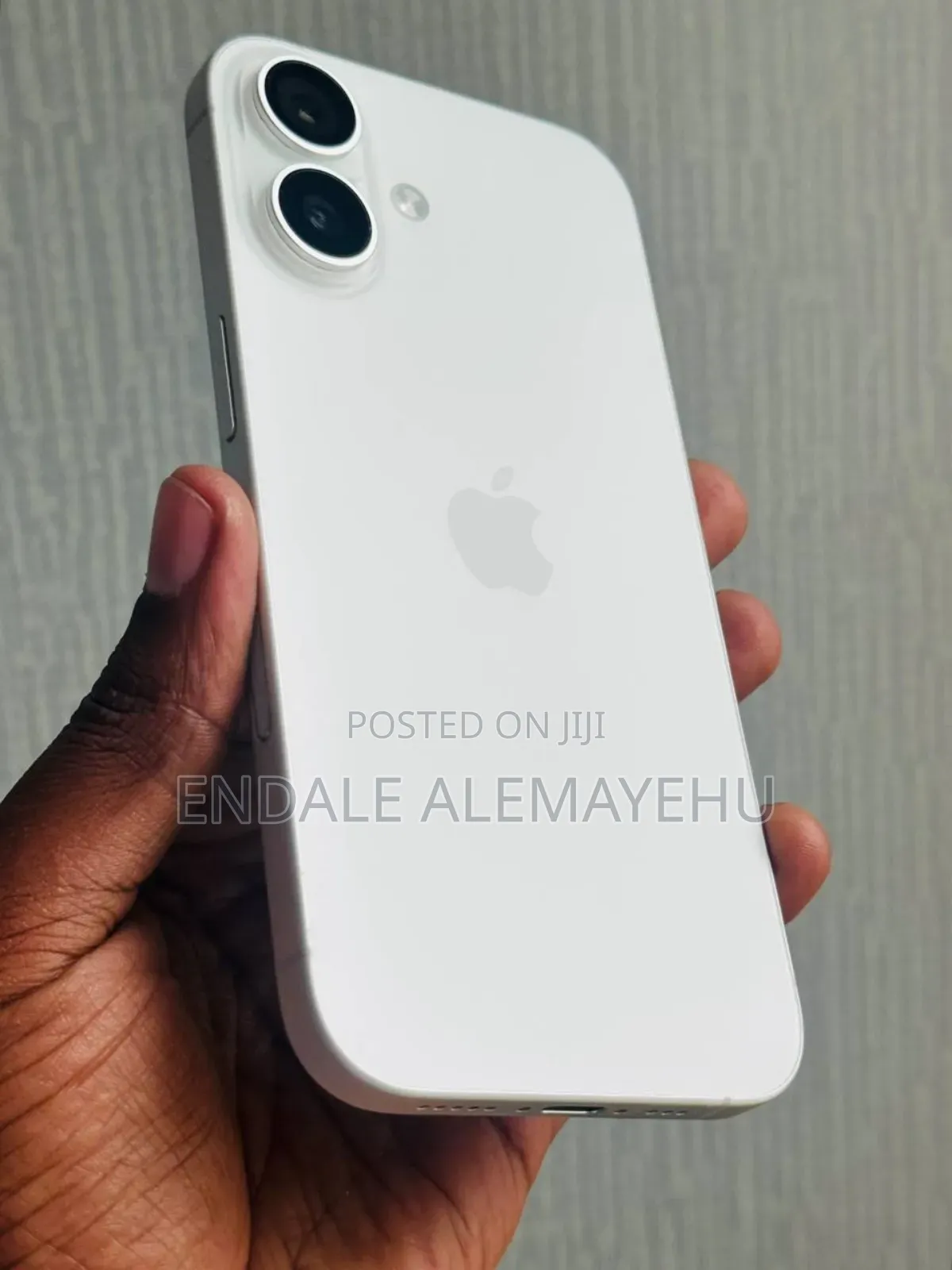 New Apple iPhone 16 128 GB White