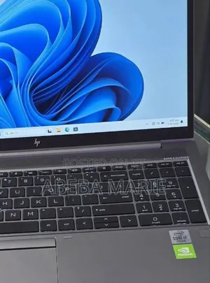 New Laptop HP ZBook Firefly 14 G7 16GB Intel Core I7 SSD 512GB