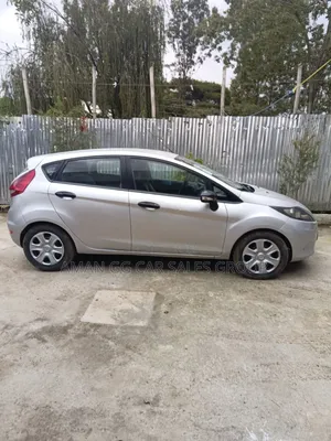 Ford Fiesta 2012 Silver