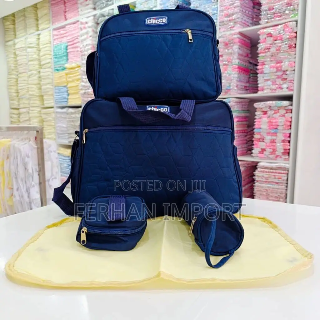 Chicco 5 in 1 Mother Bag