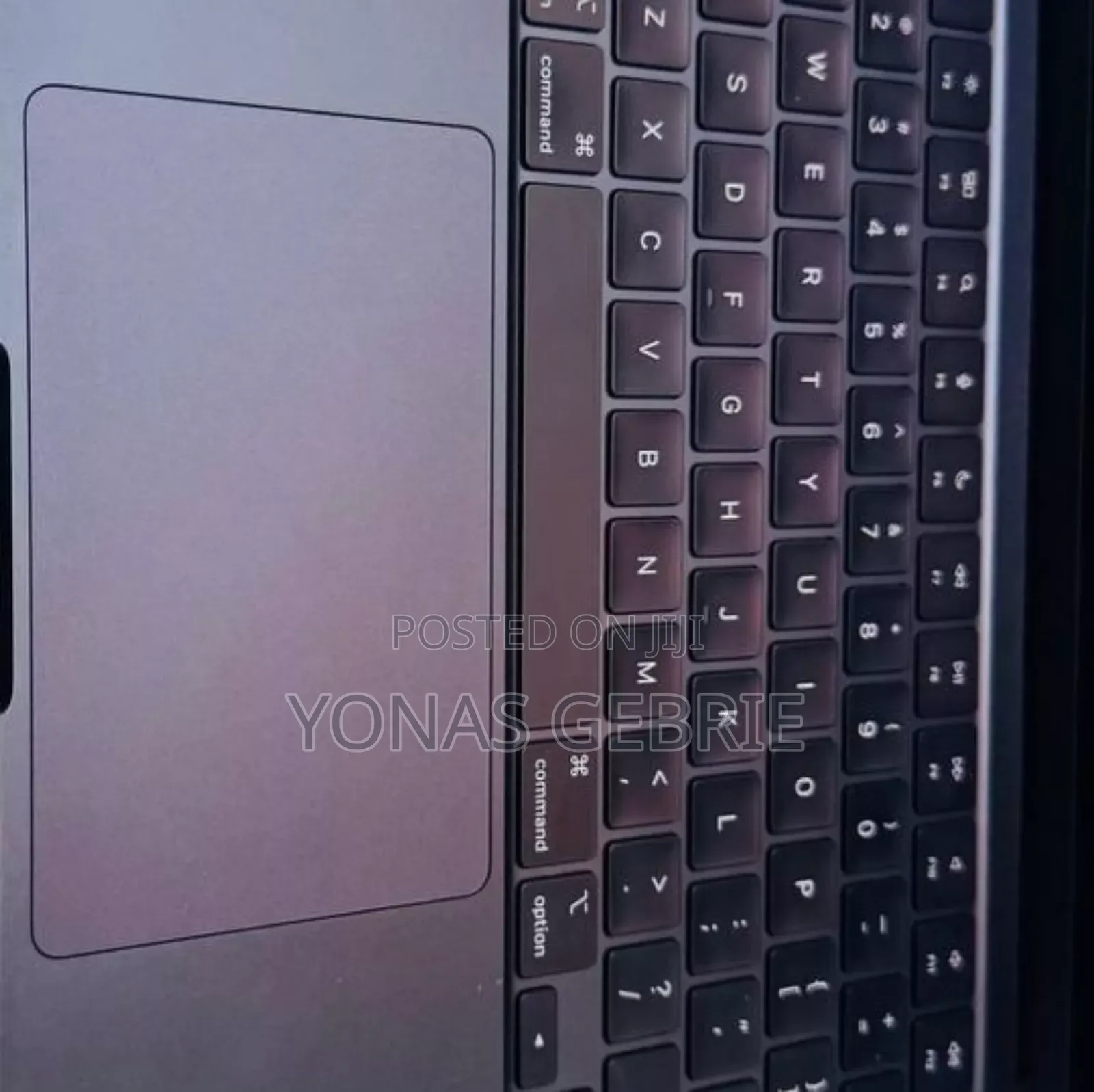 New Laptop Apple MacBook Air 2022 M2 8GB Apple M2 SSD 256GB