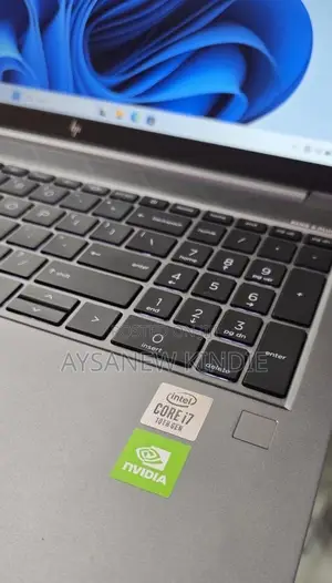 New Laptop HP ZBook Firefly 15 G7 16GB Intel Core I7 SSD 512GB