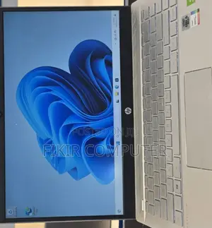 New Laptop HP Pavilion 10 16GB Intel Core I5 SSD 512GB