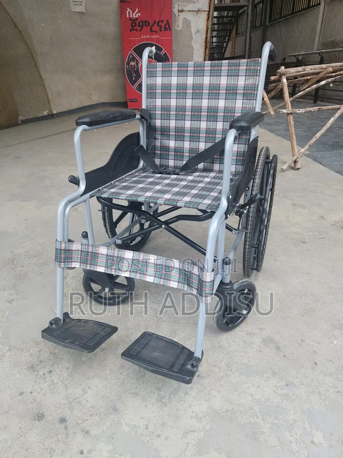 Belted Wheelchair奔馳wheelchair使用wheelchair做好brand New Medical Wheelchai