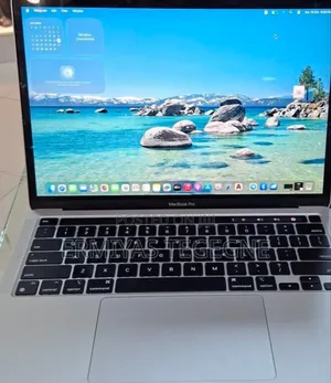 Photo - New Laptop Apple MacBook 2020 8GB Intel SSD 512GB