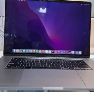 New Laptop Apple MacBook 2020 8GB Intel SSD 512GB
