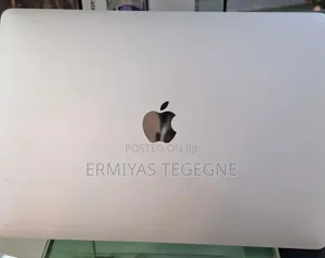 New Laptop Apple MacBook 2020 8GB Intel SSD 512GB
