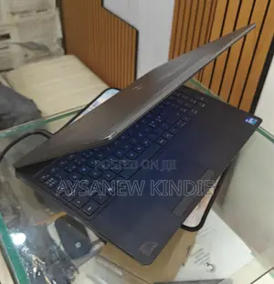 New Laptop Dell Precision 5540 32GB Intel Core I7 SSD 512GB