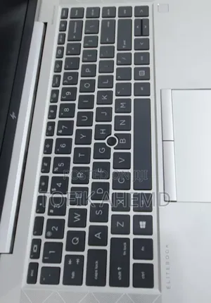 New Laptop Apple MacBook 8GB AMD A8 SSD 512GB