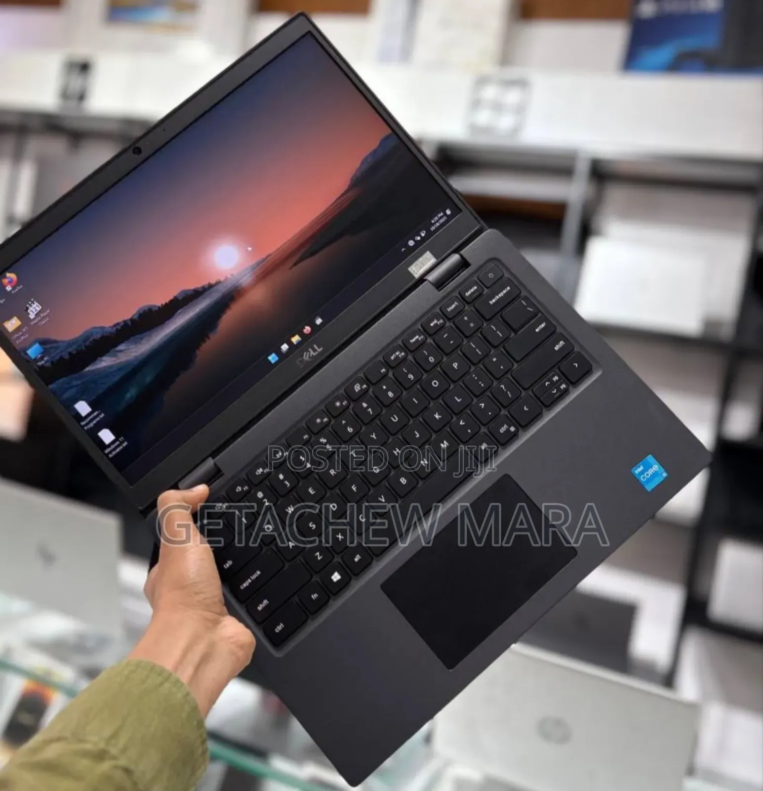 New Laptop Dell Latitude 5310 8GB Intel Core I3 SSD 256GB