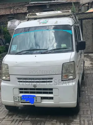 Suzuki Every Wagon 2012 White