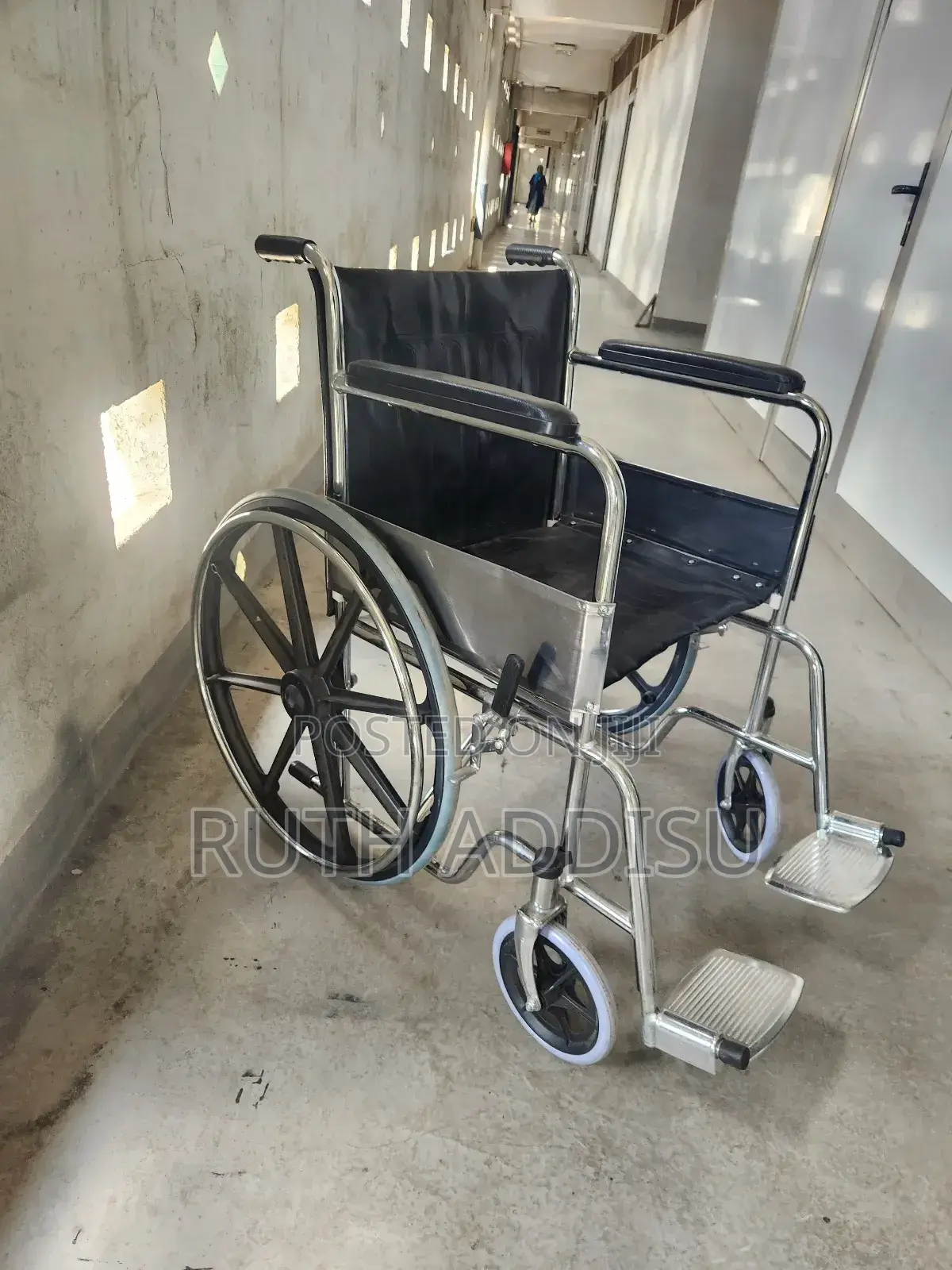 Foldable Normal Wheelchair癲馬wheelchair奔馳wheelchair煞車wheelchair New