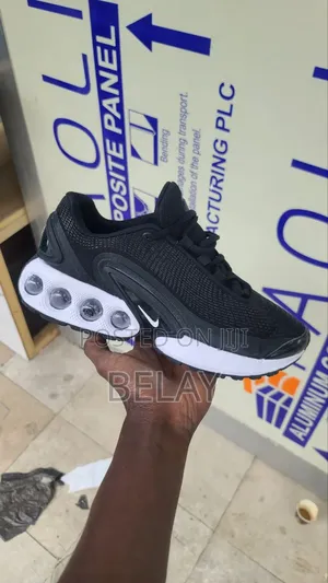 Photo - Nike Air Max