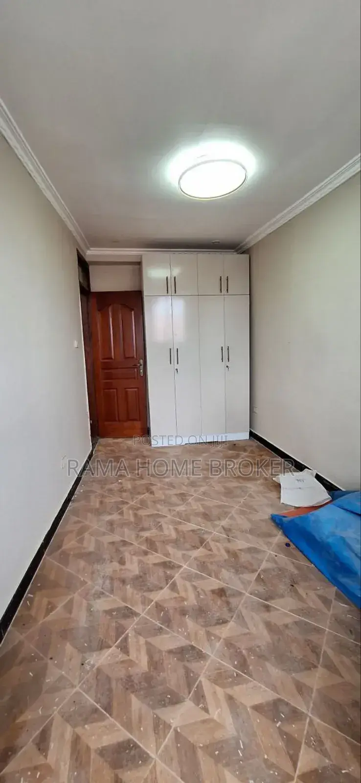 Furnished 3bdrm Condo in Bole for sale