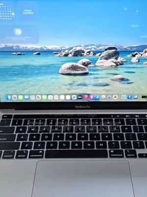 New Laptop Apple MacBook Pro 2023 M2 8GB Apple M2 SSD 512GB