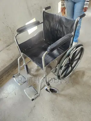 Foldable Good Grip Wheelchair痛哭wheelchair延續wheelchair抱歉wheelchair New