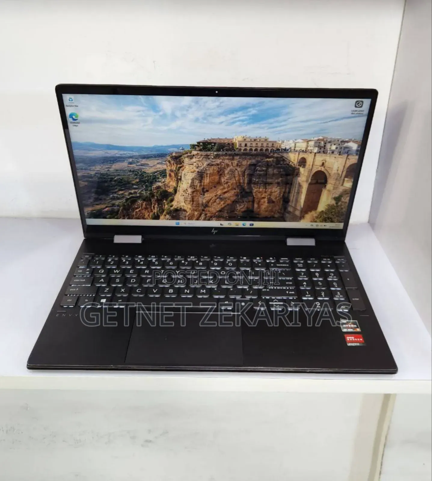 New Laptop HP Envy X360 16GB AMD Ryzen 5 SSD 256GB