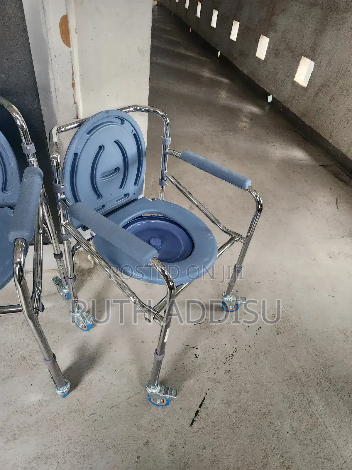Commode Mini Wheelchair轟炸wheelchair麻雀wheelchair求情wheelchair Commode