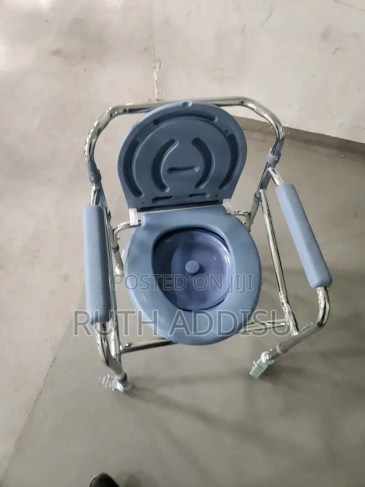 Commode Mini Wheels Chair做好toilet Wheelchair癲同commode Wheelchair New