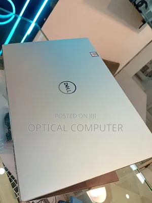 New Laptop Dell XPS 17 9720 64GB Intel Core I9 SSD 4T